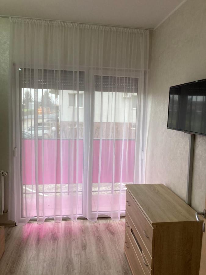 Bhoeme Apartament Oradea Dış mekan fotoğraf