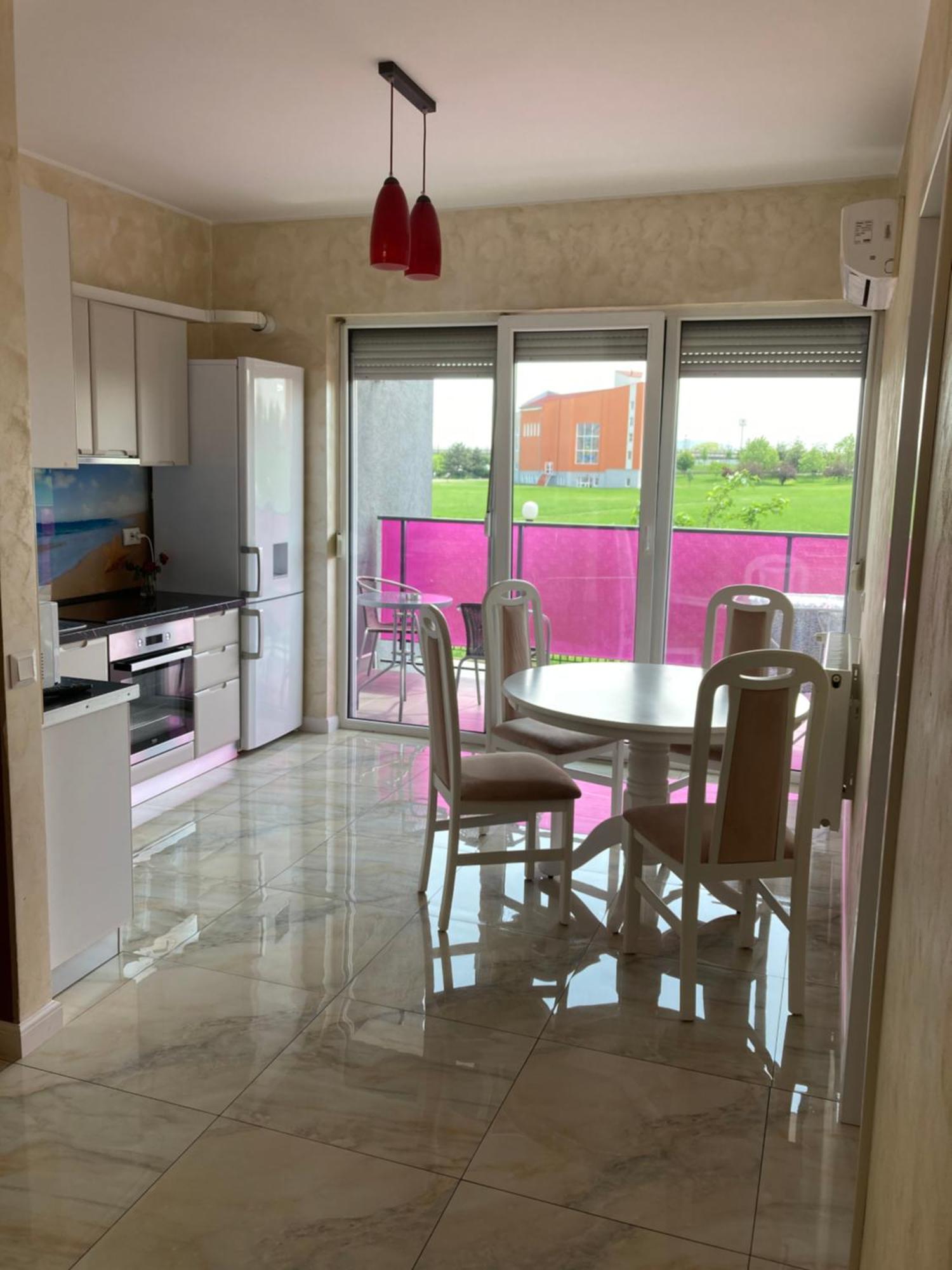 Bhoeme Apartament Oradea Dış mekan fotoğraf